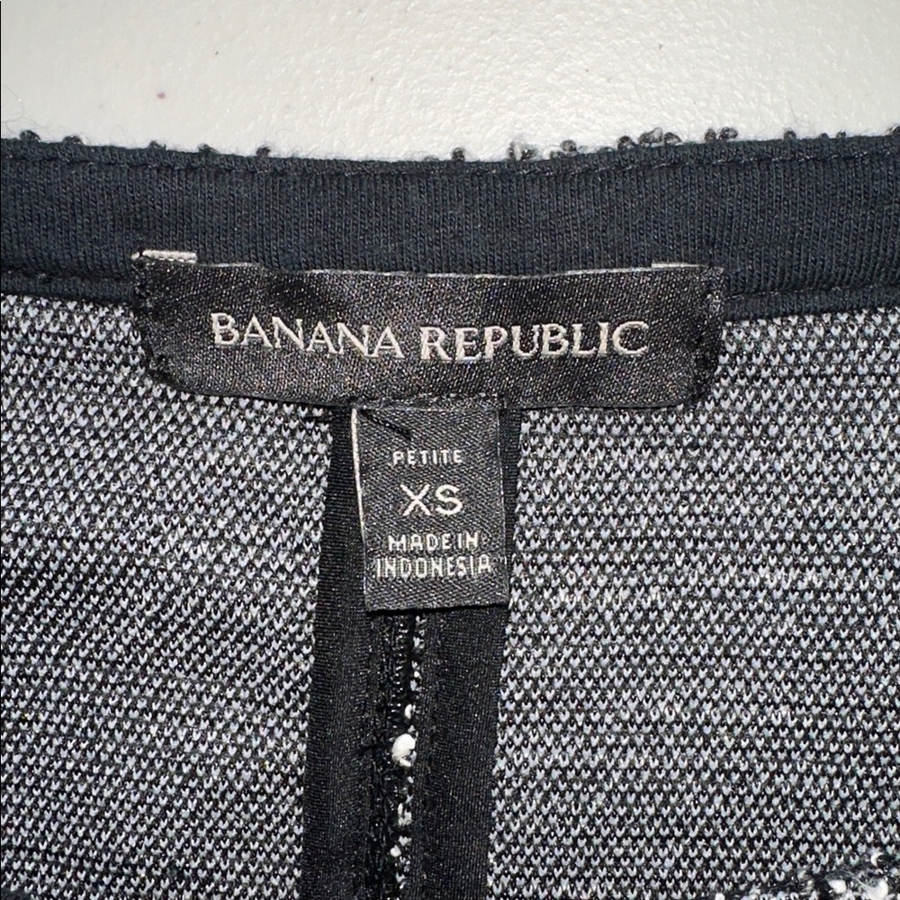 Banana Republic Black and Gray Long Sleeve Dress Sz. XSP for Versátil Style. - Picture 7 of 12